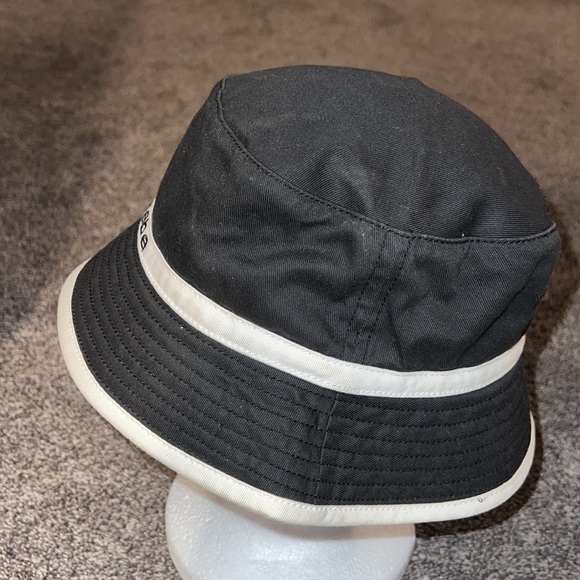Bebe vintage hat, black with white. EUC. - Picture 4 of 9